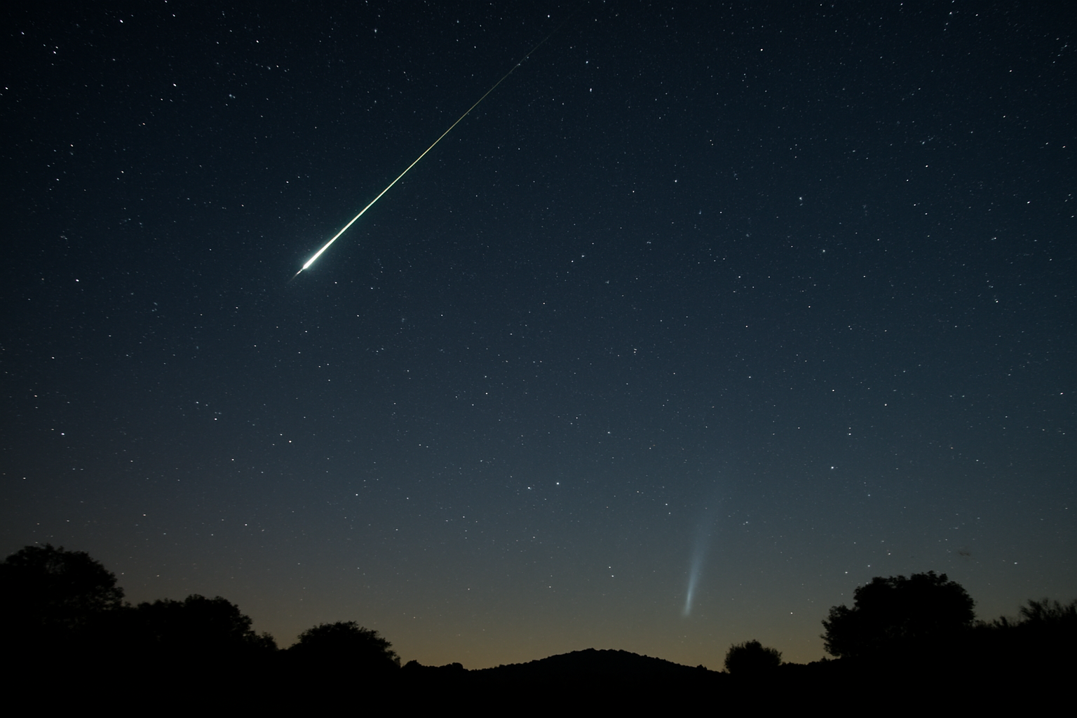 Cara Membedakan Meteor, Komet, dan Asteroid